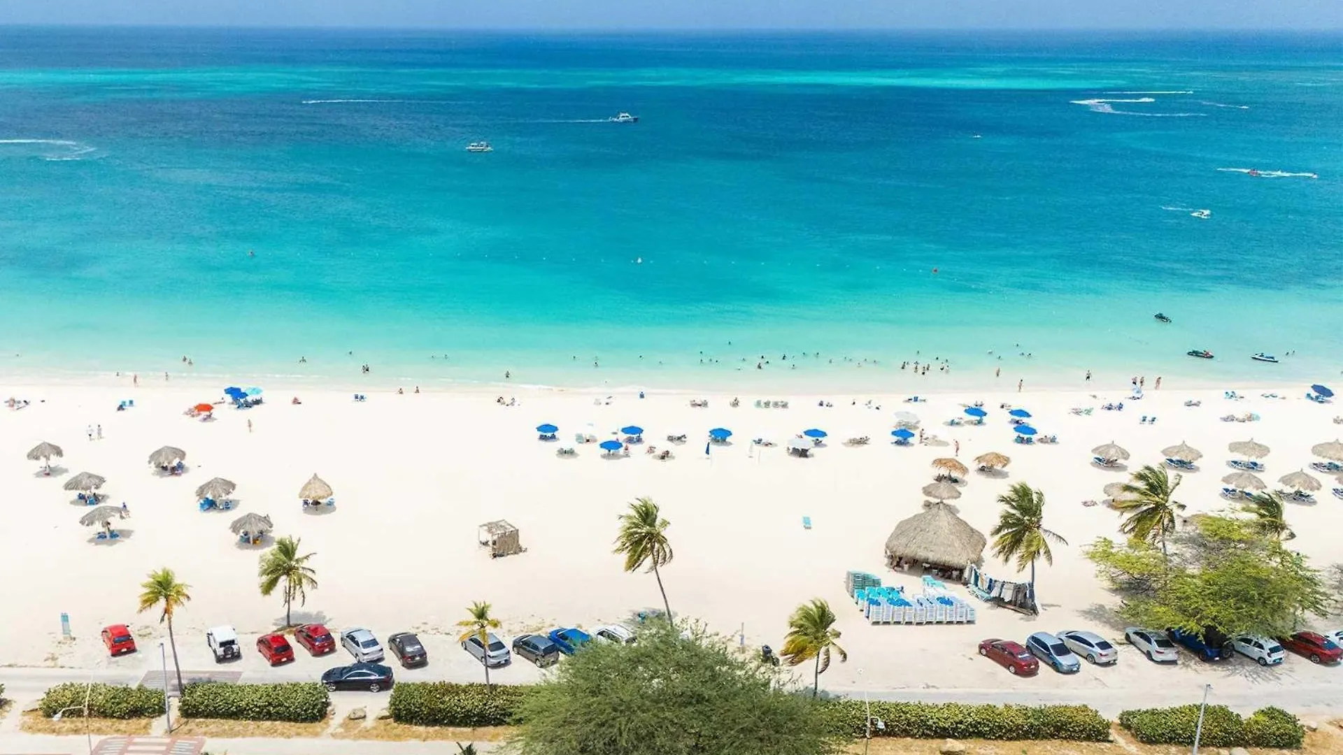 Beachfront - Emerald View 2Br Condo - P416 Palm Beach Сasa de vacaciones