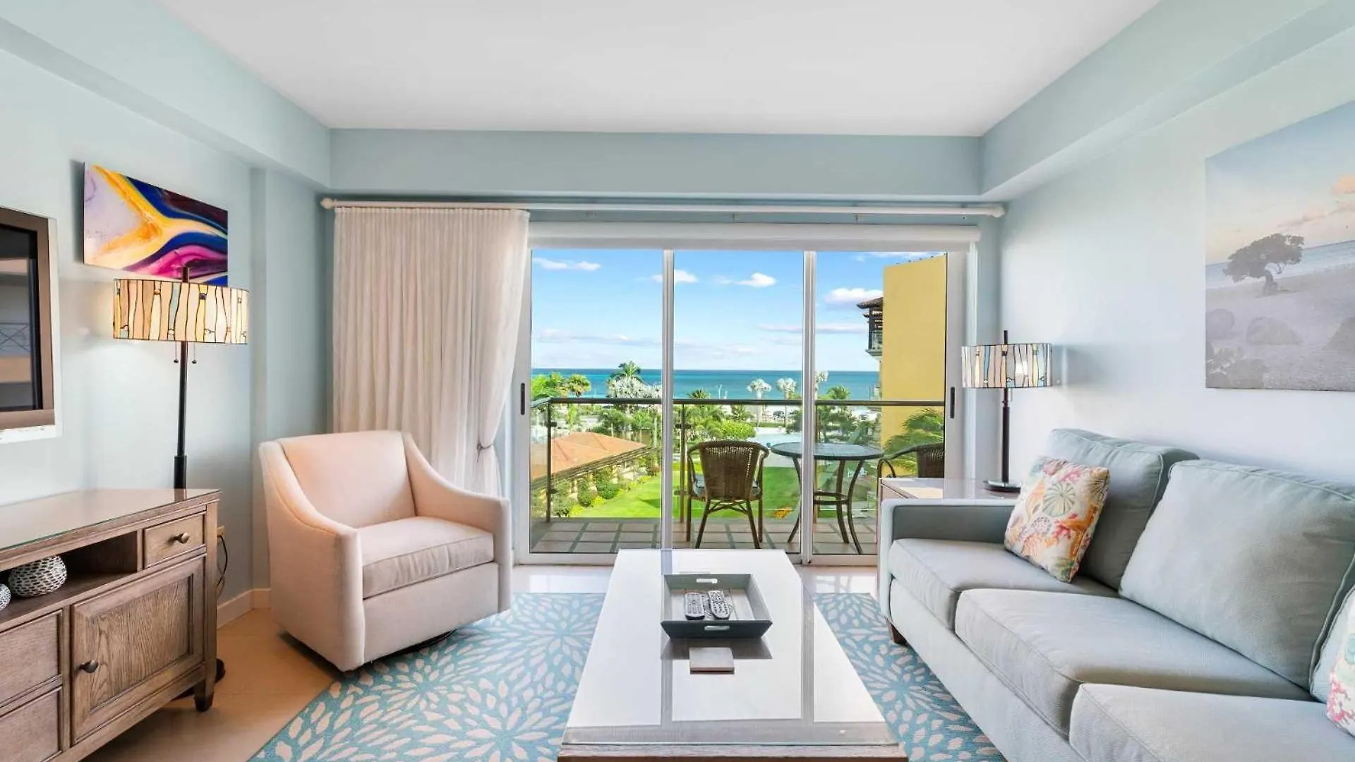 Beachfront - Emerald View 2Br Condo - P416 Palm Beach