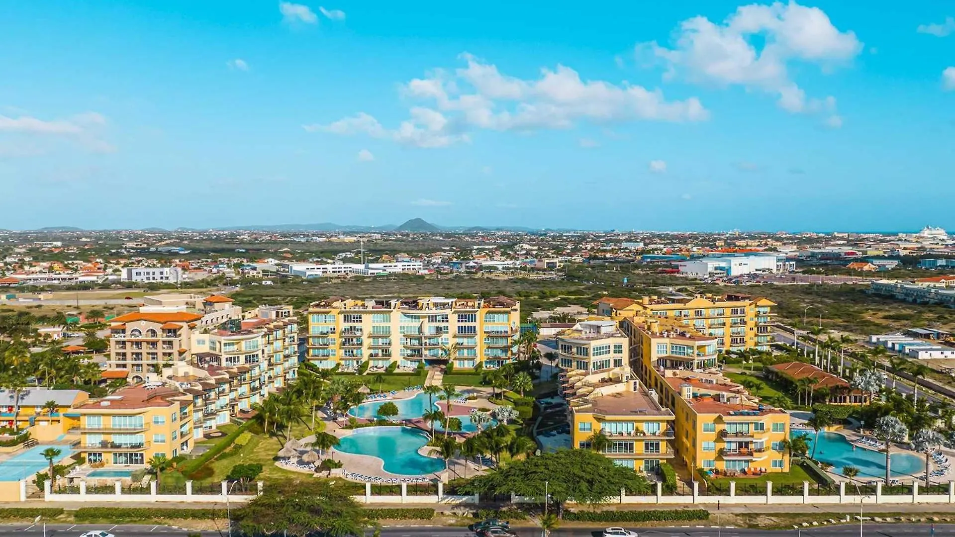 Beachfront - Emerald View 2Br Condo - P416 Palm Beach 0*,  Aruba